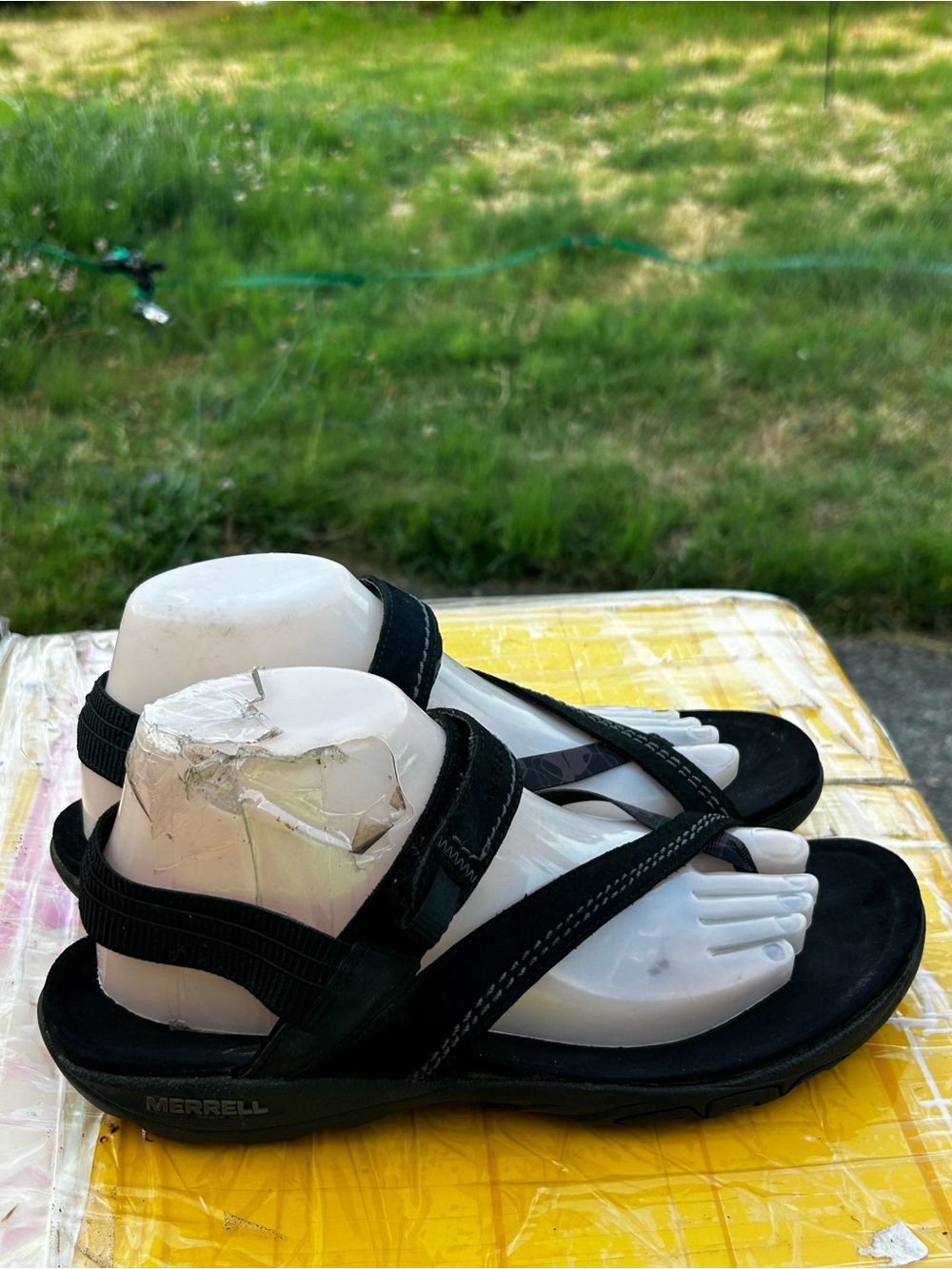 Merrell Terran 3 Women’s Black Adjustable Strappy Sandals Size 9